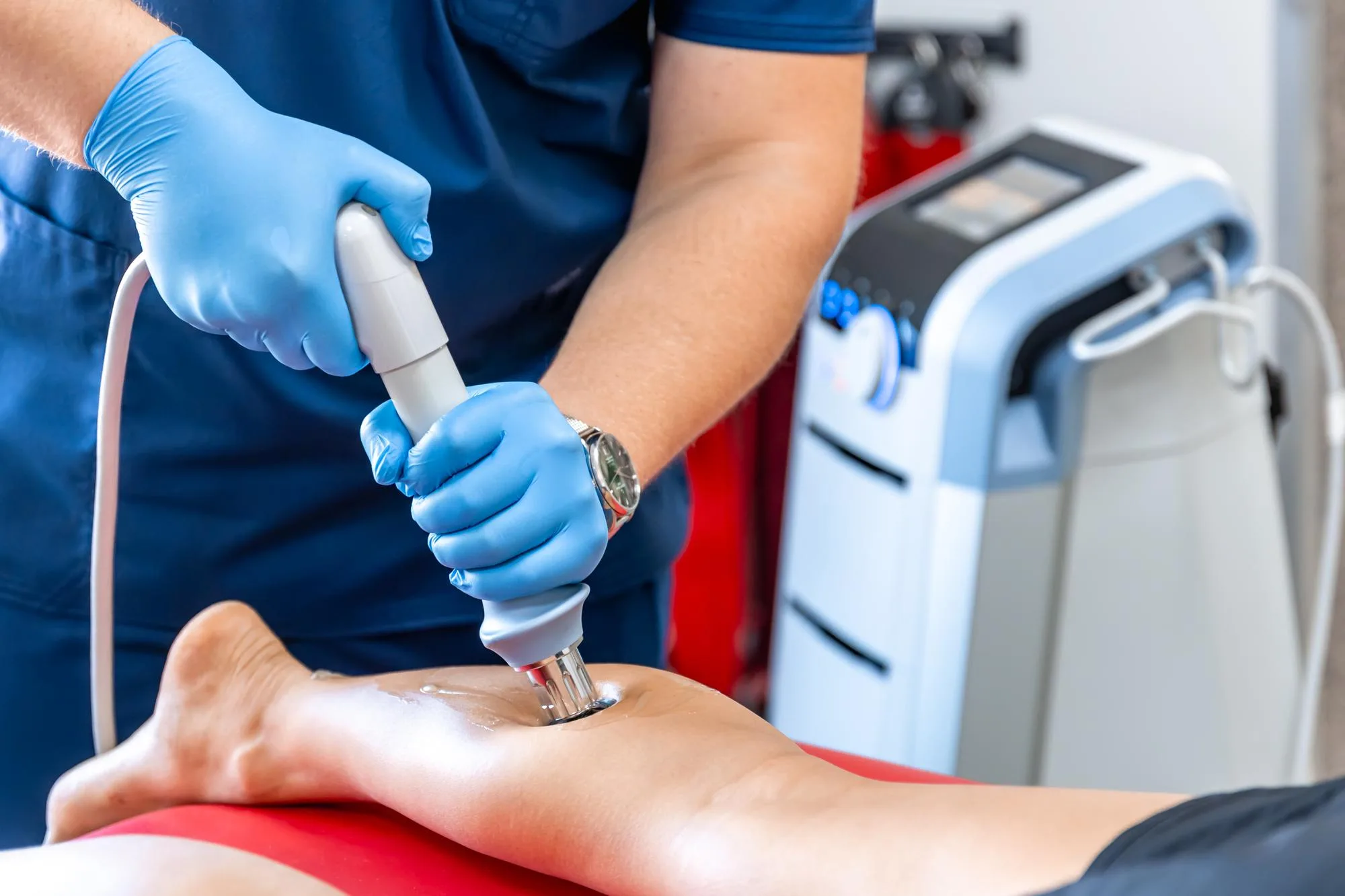 Best Dry Needling & Shockwave Therapy Clinics in Dubai – 2025 Guide