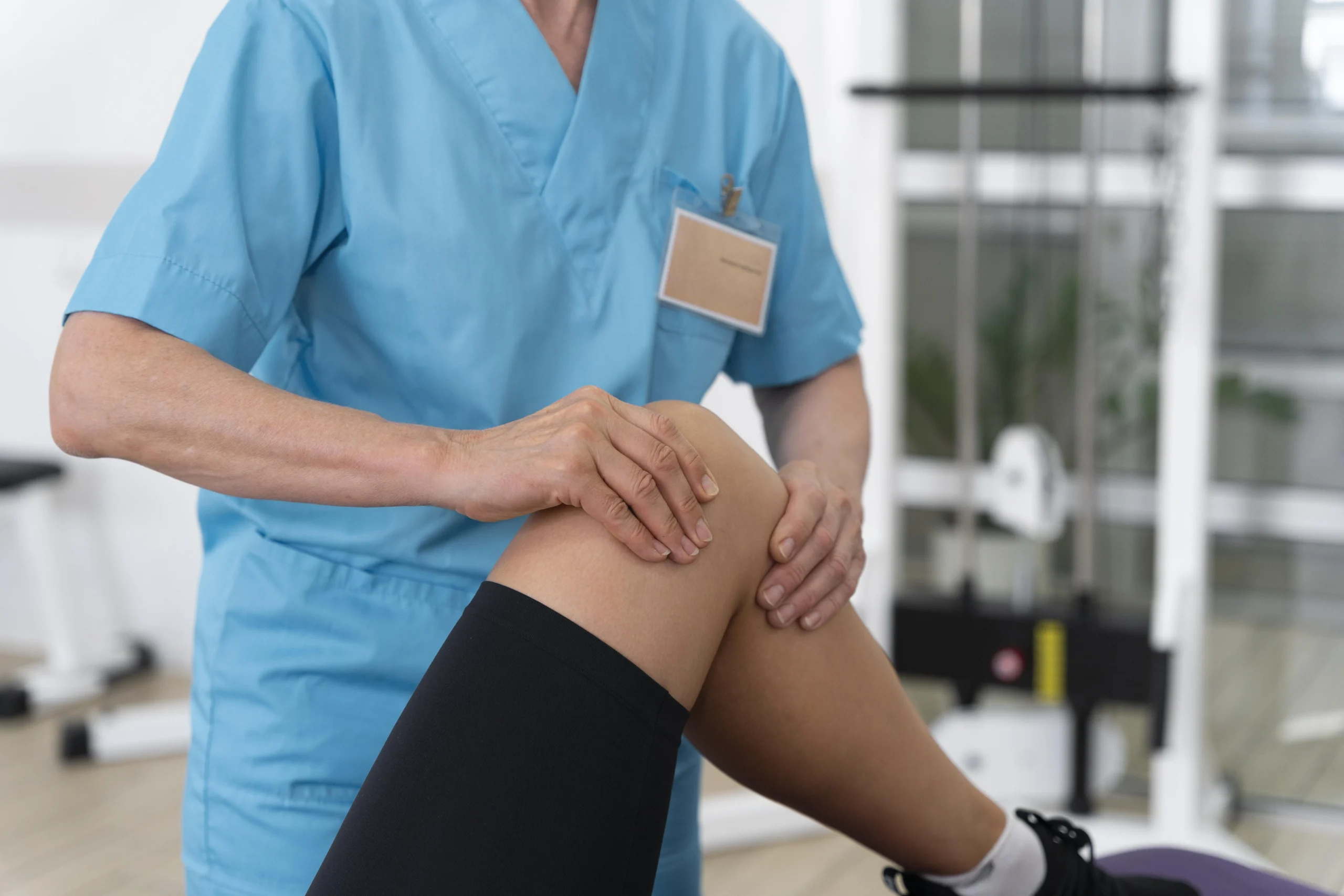 Knee Pain Treatment Without Surgery: Effective Physiotherapy Solutions in Dubai