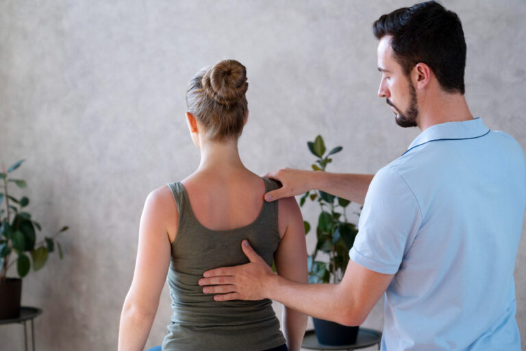 Common Causes of Back Pain and How Physiotherapy Can Treat Them Naturally